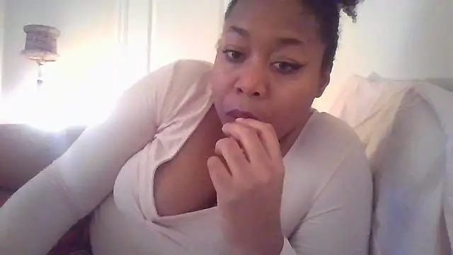 Snapshot of angeliquebelcali chatting on March 2025 12:21:01 AM angeliquebelcali online show from March 2025 12:21:01 AM