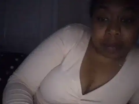 Snapshot of angeliquebelcali chatting on March 2025 04:46:01 AM angeliquebelcali online show from March 2025 04:46:01 AM