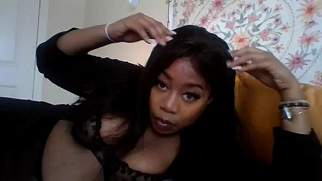 Snapshot of angeliquebelcali chatting on September 2025 07:01:01 PM angeliquebelcali online show from September 2025 07:01:01 PM