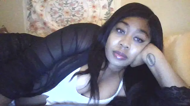 Snapshot of angeliquebelcali chatting on October 2025 09:58:02 PM angeliquebelcali online show from October 2025 09:58:02 PM
