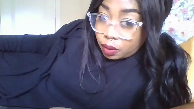 Snapshot of angeliquebelcali chatting on September 2025 08:12:01 PM angeliquebelcali online show from September 2025 08:12:01 PM