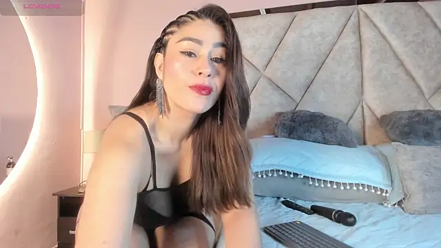 Mara Torres1 online show from April 2026 12:40:02 PM