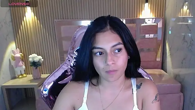 Snapshot of lilith_petit_sub chatting on February 2025 05:01:02 PM lilith petit sub online show from February 2025 05:01:02 PM