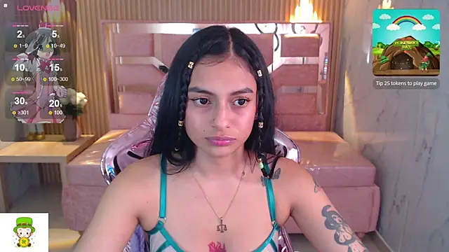 Snapshot of lilith_petit_sub chatting on March 2025 09:23:02 AM lilith petit sub online show from March 2025 09:23:02 AM