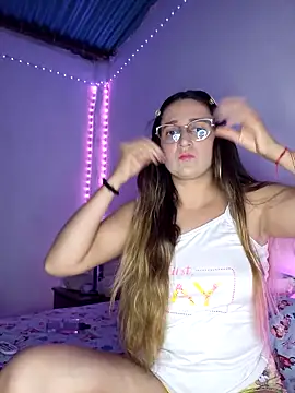 MyAlexaStar online show from February 2026 01:05:02 AM