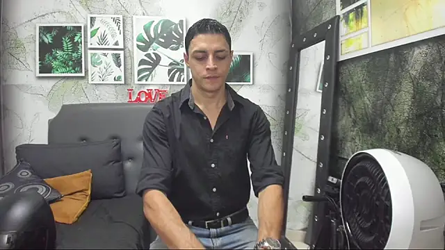 Frank Millers online show from September 2025 04:41:01 PM