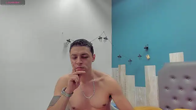 Frank Millers online show from November 2025 07:50:02 PM