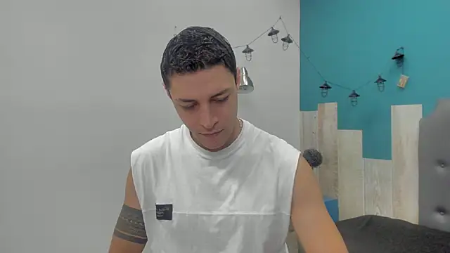 Frank Millers online show from September 2025 07:52:01 PM