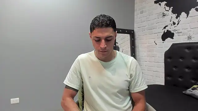 Frank Millers online show from November 2025 04:11:02 PM