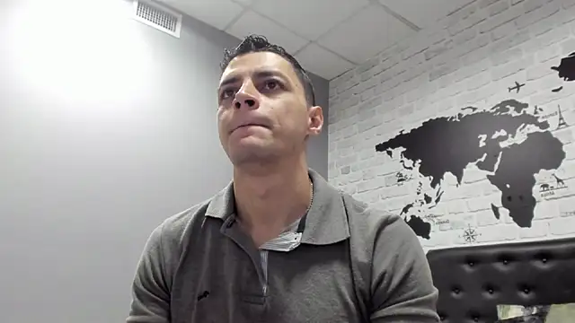 Frank Millers online show from December 2025 07:01:01 PM