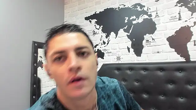 Frank Millers online show from November 2025 08:09:02 PM