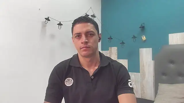 Frank Millers online show from November 2025 07:52:02 PM