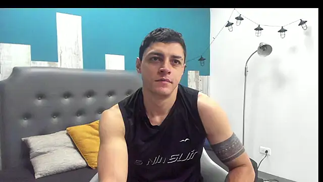 Frank Millers online show from September 2025 05:52:02 PM