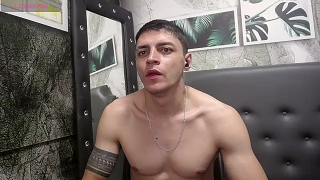 Frank Millers online show from February 2025 06:01:02 PM