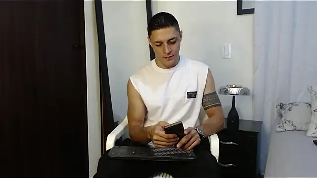 Frank Millers online show from February 2026 01:33:01 AM