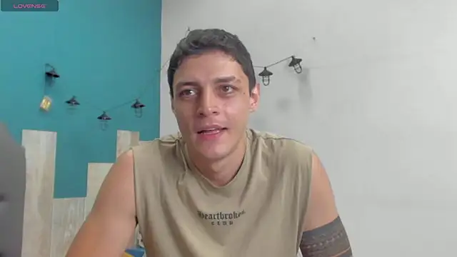 Frank Millers online show from October 2025 08:39:02 PM