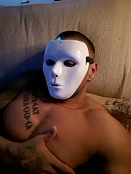 Snapshot of badbrown chatting on November 2025 02:04:01 AM badbrown online show from November 2025 02:04:01 AM