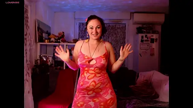 AdorahB3ll3 online show from April 2026 07:09:02 PM