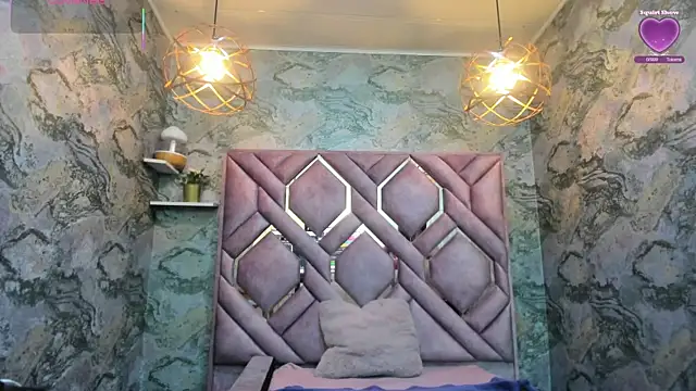 nefertiti ebony online show from December 2025 05:32:01 AM