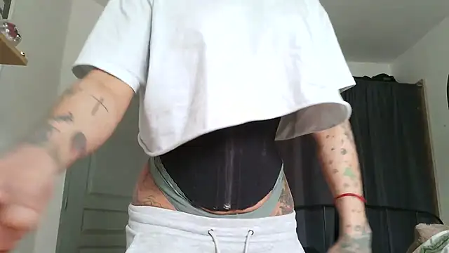 serena  vedette online show from April 2026 11:06:01 AM