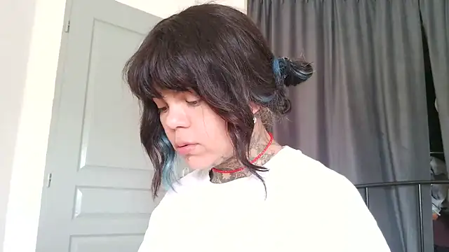 serena  vedette online show from April 2026 11:14:02 AM