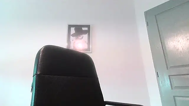 Snapshot of serena__vedette chatting on September 2025 10:11:01 AM serena vedette online show from September 2025 10:11:01 AM