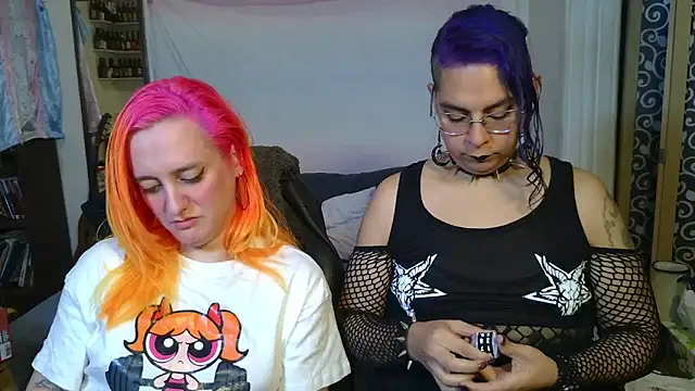 Evelan420 online show from November 2025 07:03:01 PM