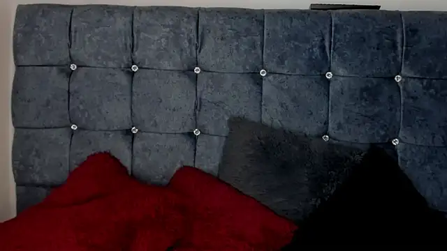 Snapshot of onix_bl4ck chatting on January 2025 07:18:02 PM onix bl4ck online show from January 2025 07:18:02 PM