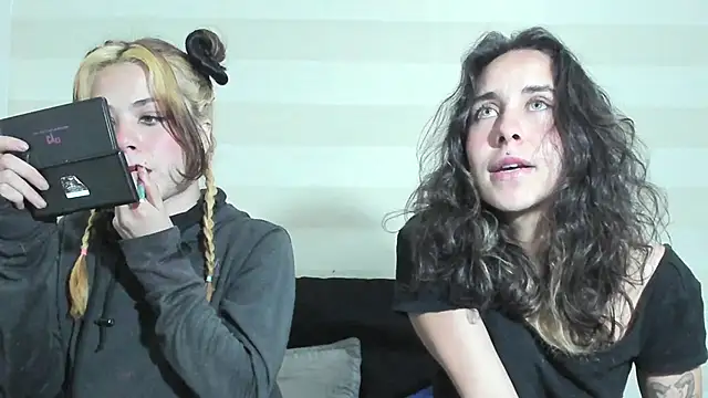 Snapshot of onix_bl4ck chatting on October 2025 05:08:01 AM onix bl4ck online show from October 2025 05:08:01 AM