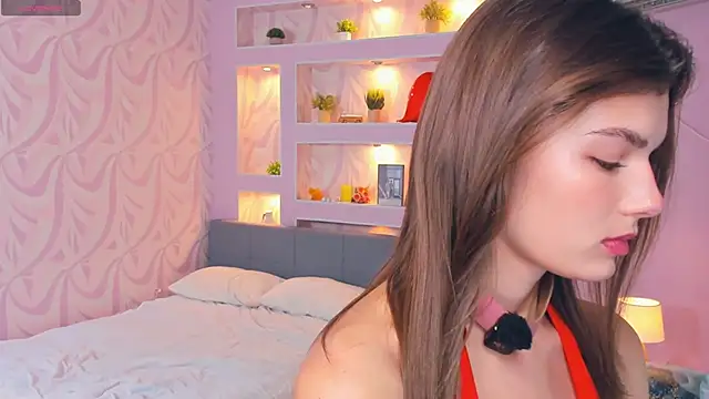 FloraDobb online show from April 2026 06:43:01 AM