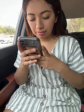 Snapshot of Meraryy chatting on June 2026 05:30:01 PM Meraryy online show from June 2026 05:30:01 PM