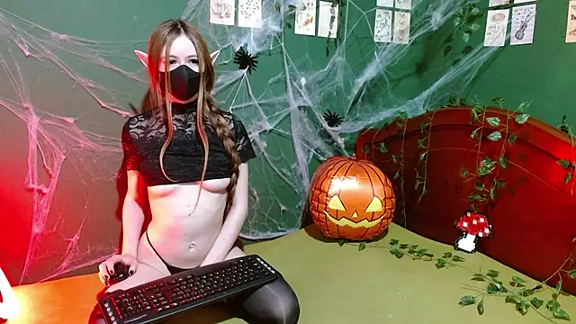 Snapshot of winter_elf_ chatting on October 2025 03:40:02 AM winter elf online show from October 2025 03:40:02 AM