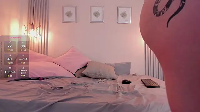 Snapshot of redvelvet__7 chatting on February 2025 04:03:01 PM redvelvet  7 online show from February 2025 04:03:01 PM