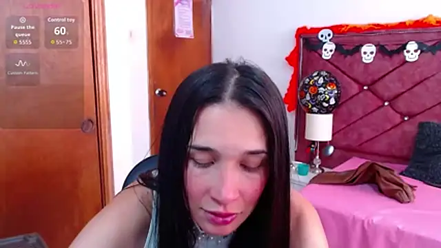 victoria adams07 online show from October 2025 08:08:01 PM