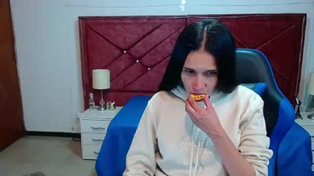 victoria adams07 online show from March 2026 08:10:01 PM