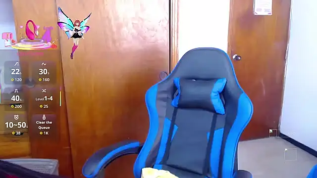 victoria adams07 online show from November 2025 07:50:01 PM