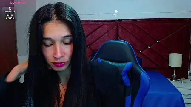 victoria adams07 online show from January 2026 01:50:02 PM