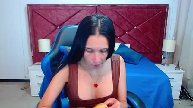 victoria adams07 online show from March 2026 10:07:02 PM