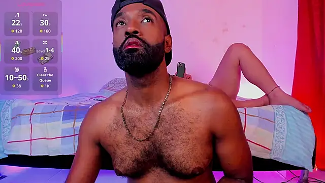 Simon Basset online show from December 2025 01:06:02 AM