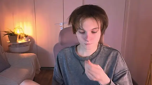 DemianEnglen online show from April 2026 10:22:01 PM