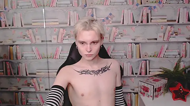 DemianEnglen online show from March 2025 08:35:02 PM
