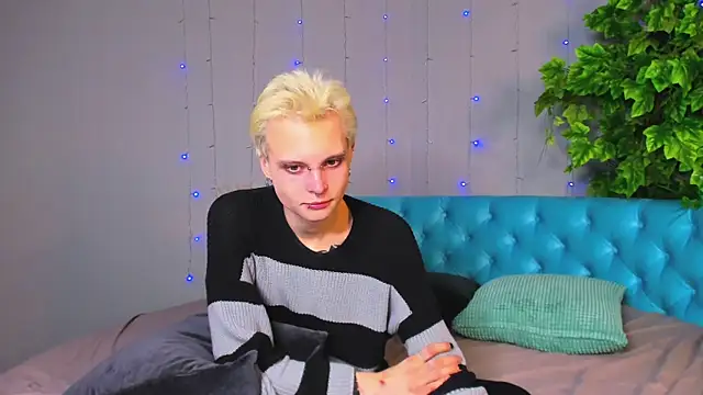 DemianEnglen online show from February 2025 11:42:02 PM