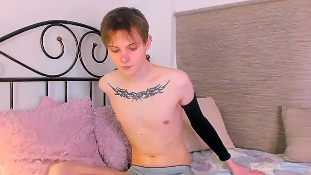 DemianEnglen online show from April 2026 12:52:02 AM