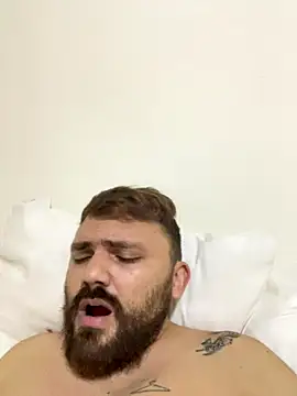 ruivinho66 online show from October 2025 01:15:01 AM