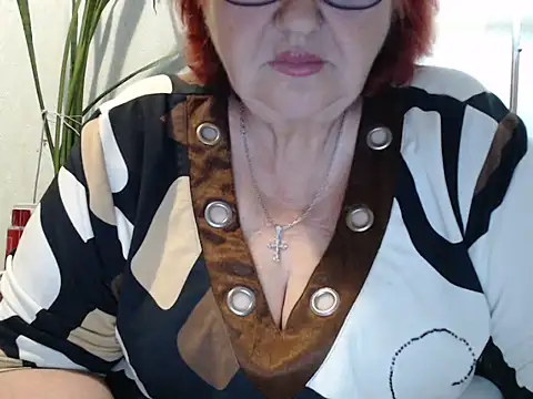 DeniseeRosea online show from June 2026 07:37:02 PM
