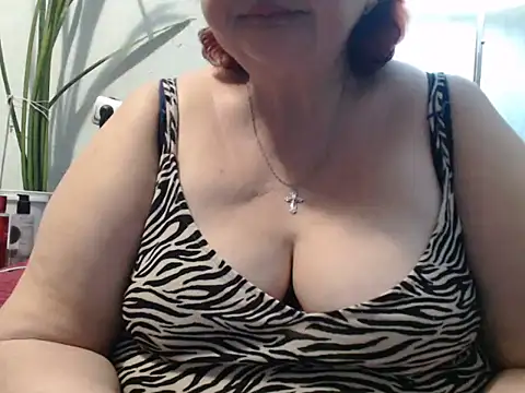 DeniseeRosea online show from May 2026 06:28:02 PM