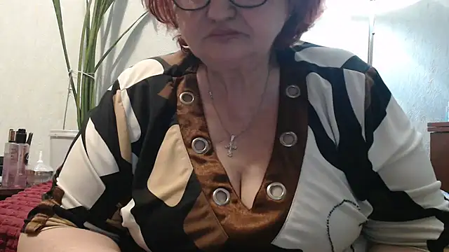 DeniseeRosea online show from April 2026 07:07:02 PM