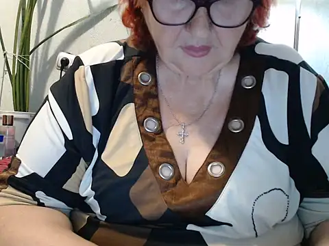 DeniseeRosea online show from June 2026 10:37:01 PM