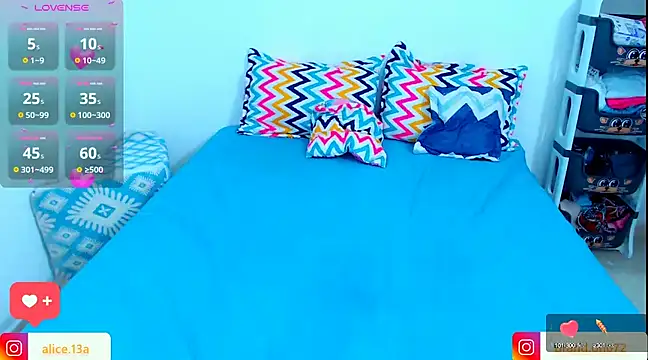 Snapshot of alicia_milk_13 chatting on March 2025 07:38:01 PM alicia milk 13 online show from March 2025 07:38:01 PM