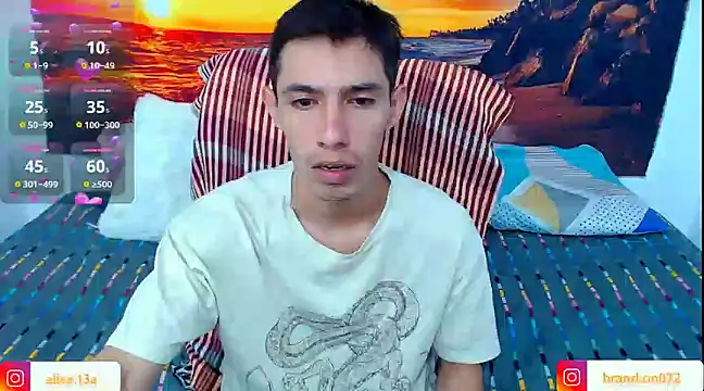 Snapshot of alicia_milk_13 chatting on January 2025 08:17:01 PM alicia milk 13 online show from January 2025 08:17:01 PM